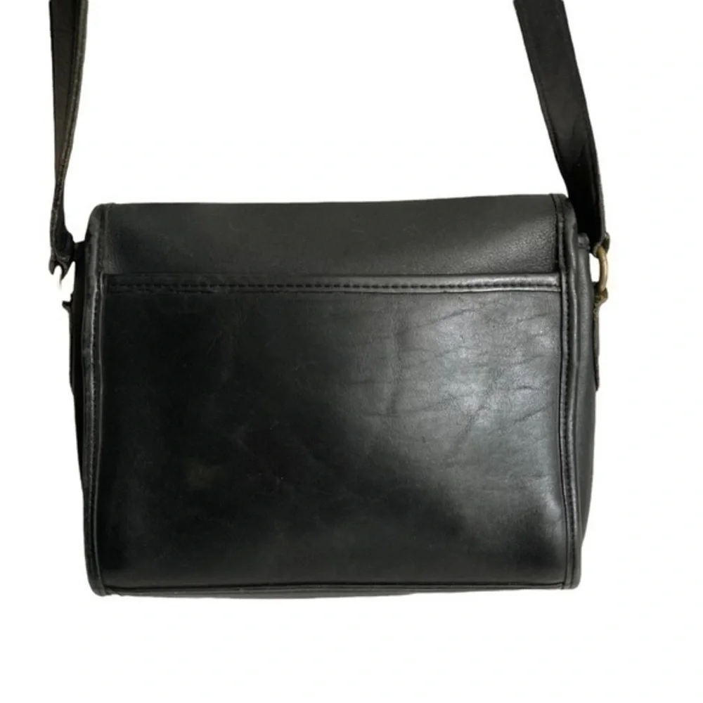 Coach vintage black leather Devon bag